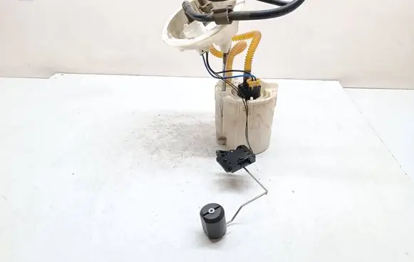 BMW 3 F30 F35 F31 In-tank fuel pump 7243972 0580204019