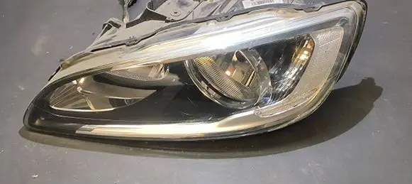 Volvo V60 Headlight/headlamp 31420115