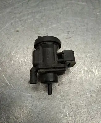 Mercedes-Benz E W210 Turbo solenoid valve 0005450427