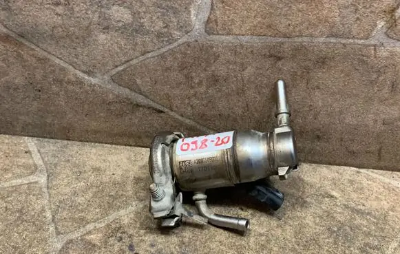 BMW 6 G32 Gran Turismo AdBlue injector 8580210
