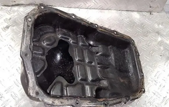 Toyota Yaris Oil sump