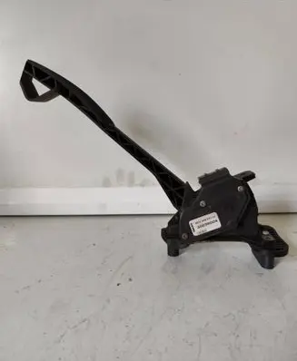 Volvo S60 Accelerator throttle pedal 6PV00853701 30636004