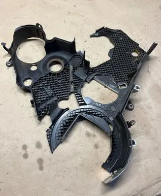 Volkswagen Polo V 6R Timing belt guard (cover) 03L109143A 03T153893K