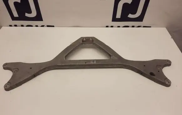 Audi A8 S8 D4 4H Front strut bar 4H0806151B