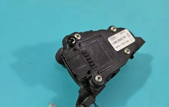 Renault Clio II Accelerator throttle pedal 8200089851 IMPRK1553485