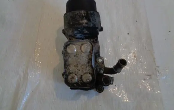 Engine oil radiator
