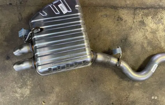 Jaguar F-Pace Muffler/silencer T4A43978 70013295SN10847