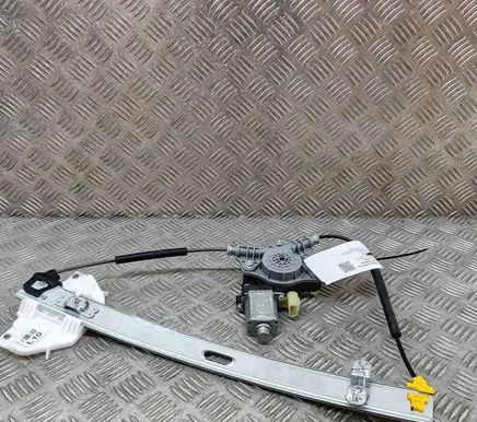 KIA Stonic Front door electric window regulator 82450H8000