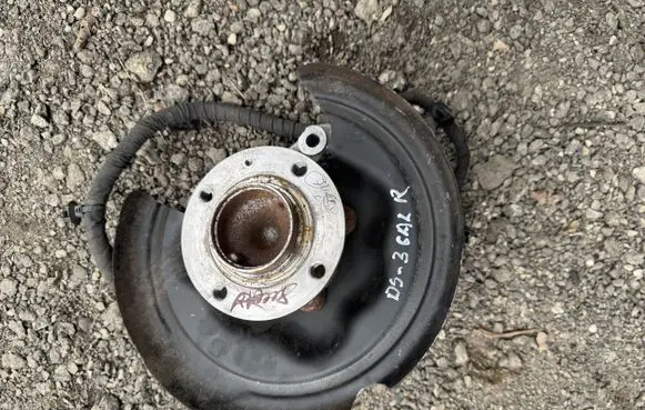 Citroen DS3 Rear wheel hub 9828723880