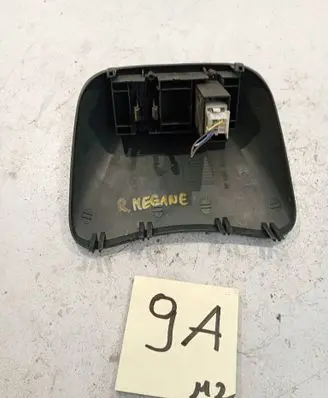 Renault Megane II Electric window control switch 8200057321