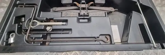 Lexus RX 330 - 350 - 400H Tool set 6499148030