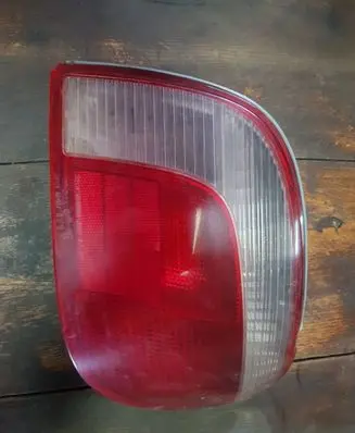 Toyota Yaris Rear/tail lights PPT20 52004