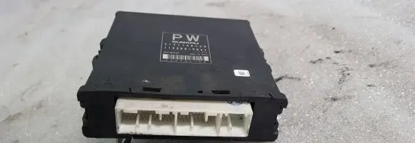 Subaru Legacy Gearbox control unit/module 31711AK160 2298410 1122009841