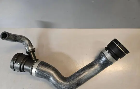 BMW X3 E83 Engine coolant pipe/hose 3401563 17123401563