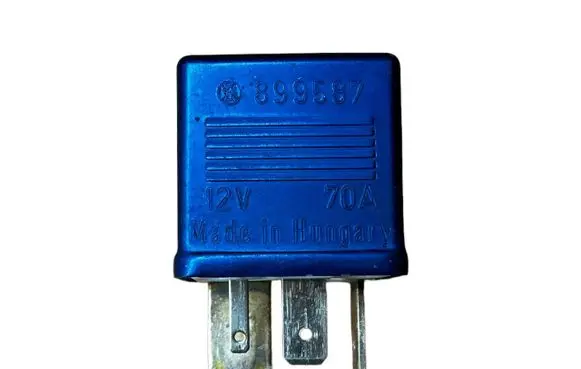 Volkswagen Golf IV Other relay 8A0951253 899587