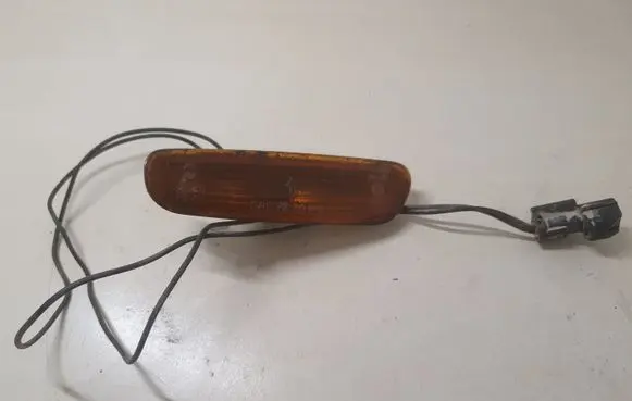 Volvo S40, V40 Front bumper turn signal 