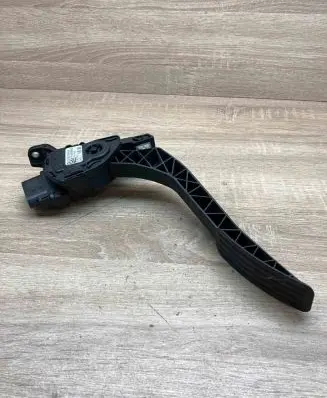 Jaguar XF X250 Accelerator throttle pedal 9X239F832BA 6PV00969803