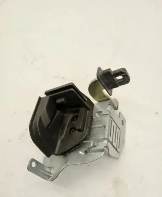 BMW 3 F30 F35 F31 Parcel shelf load cover mount bracket 7268029