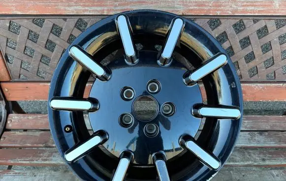 Honda CR-V R17 alloy rim 