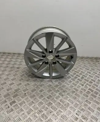 Volkswagen Golf VII R15 alloy rim 5G0601025H