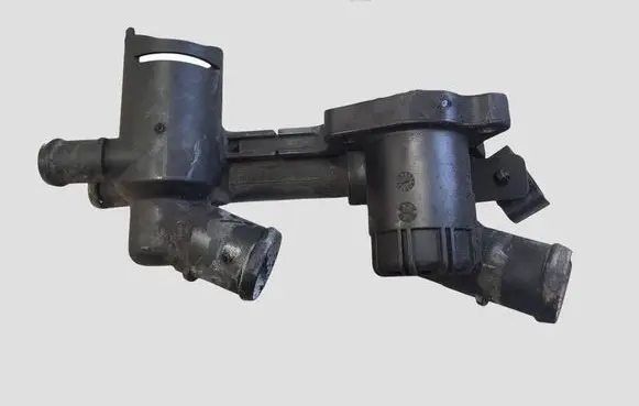 Volkswagen Golf VI Thermostat/thermostat housing 03F121026B 03F121111A