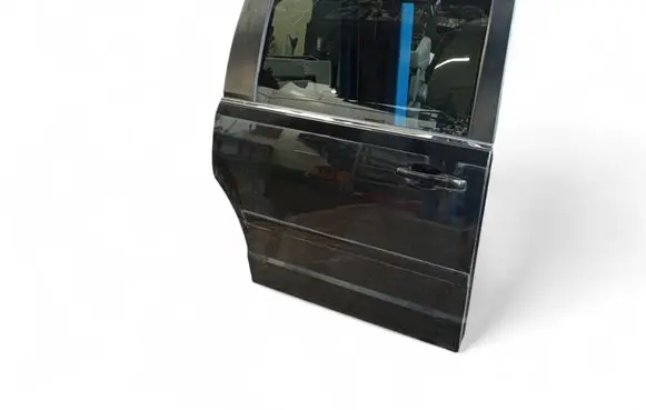 Volkswagen Routan Side sliding door 