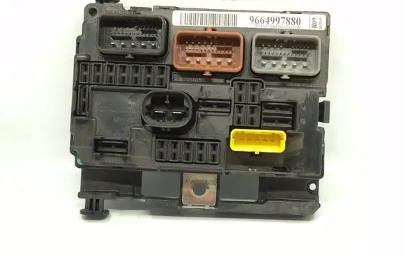 Citroen C3 Fuse module 9664997880