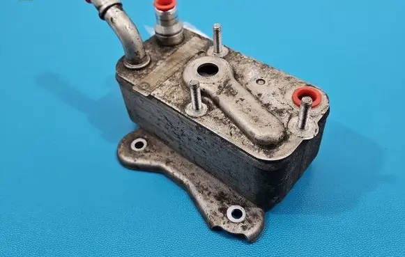 BMW X6 E71 Engine oil radiator 7800408 IMPRK1543414