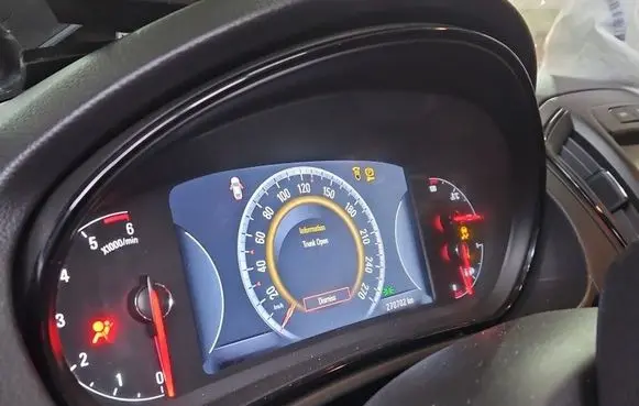 Opel Insignia A Speedometer (instrument cluster) 39060822 IMPRK1575514