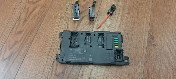 BMW 3 F30 F35 F31 Comfort/convenience module 61359279823 61359499001