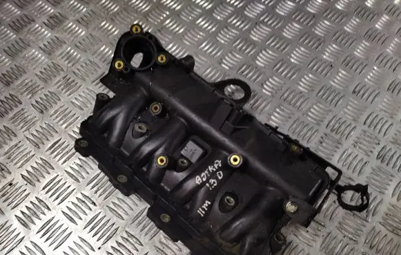 Opel Astra J Intake manifold