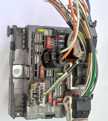 Citroen C4 Grand Picasso BSM Control unit 9675877980 BSMR0200 R02