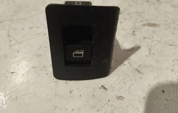 BMW X5 E53 Electric window control switch 8385955