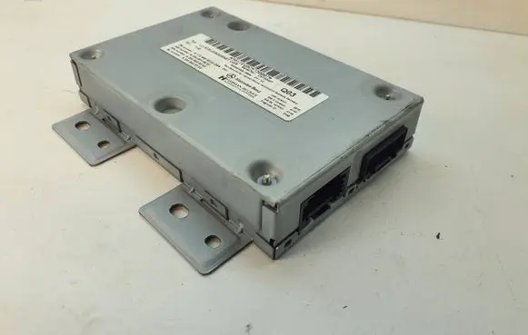 Mercedes-Benz C W204 GPS navigation control unit/module A1729009302 A2049015902 A2049026002
