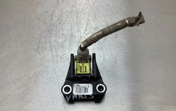 Toyota Yaris Airbag deployment crash/impact sensor 891730D020 0817317473