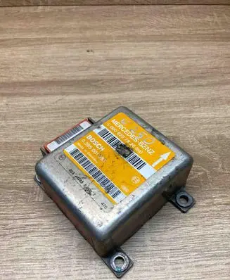 Mercedes-Benz C W202 Airbag control unit/module 0008207926 0285001083