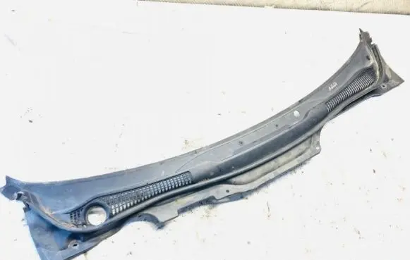 Volvo C30 Wiper trim