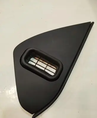 Maserati Ghibli Dashboard side end trim 670018433