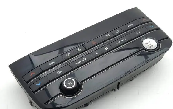 Jaguar XE Climate control unit GX7318C858HF AYSPA 150930A0765X