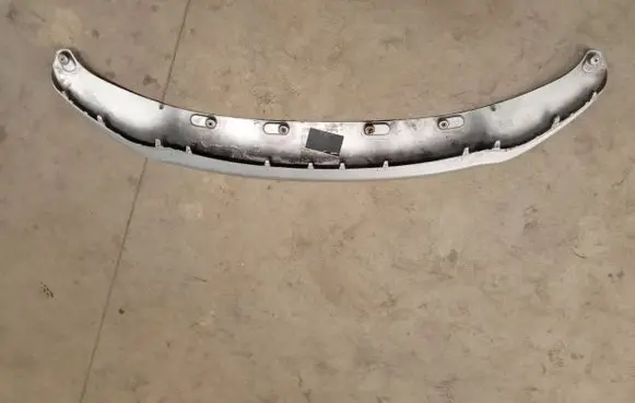 Volvo XC70 Front bumper lip 30698473