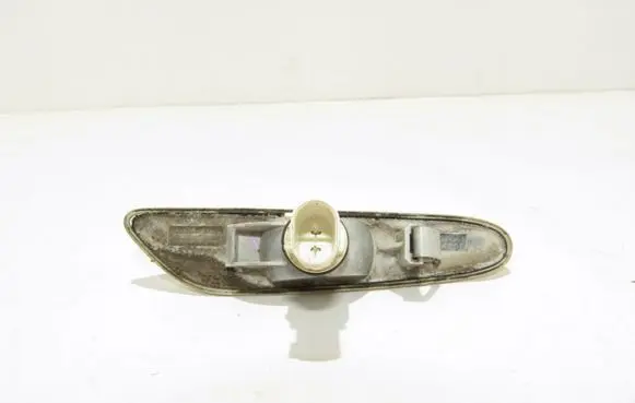 BMW 5 E60 E61 Front fender indicator light kodo
