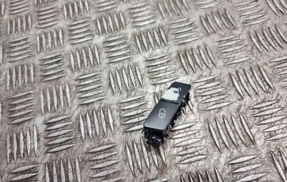 Central locking switch button