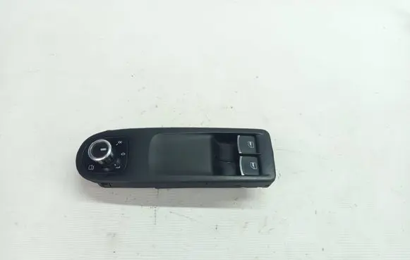 Volkswagen Golf VI Electric window control switch 5K0959565