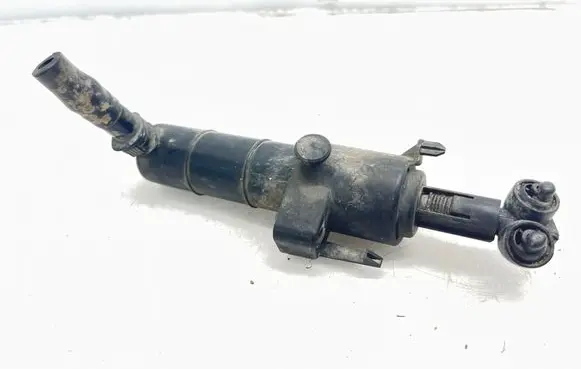 Mercedes-Benz E W212 Headlight washer spray nozzle A2128600147