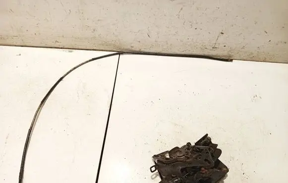 Engine bonnet/hood lock/catch