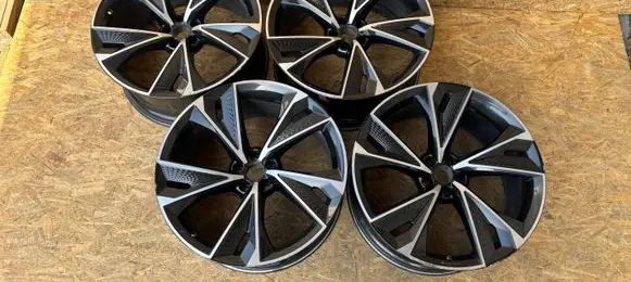 Audi RS7 C8 R22 alloy rim 4K0601025 K57K997