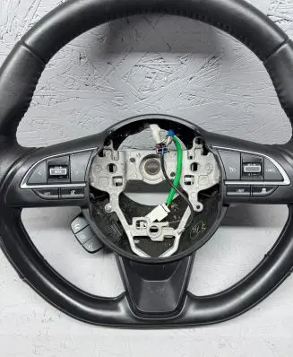 Suzuki Swift III Steering wheel