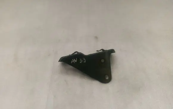 Headlight/headlamp mounting bracket