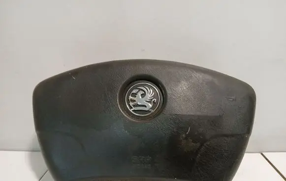 Opel Vivaro Steering wheel airbag 8200968359