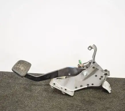 Lexus RX 330 - 350 - 400H Brake pedal 4712150020